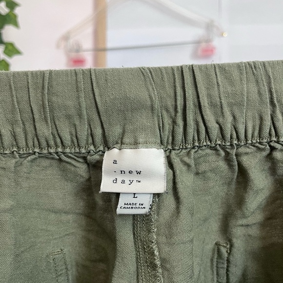 A New Day Green Linen Shorts, women's size L - Picture 3 of 6